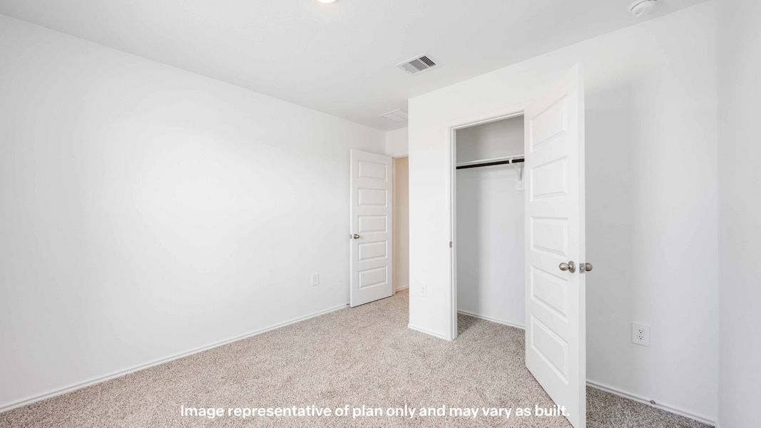 Spacious, unfurnished interior of a new home in Deer Meadows, Odessa (Image 20).