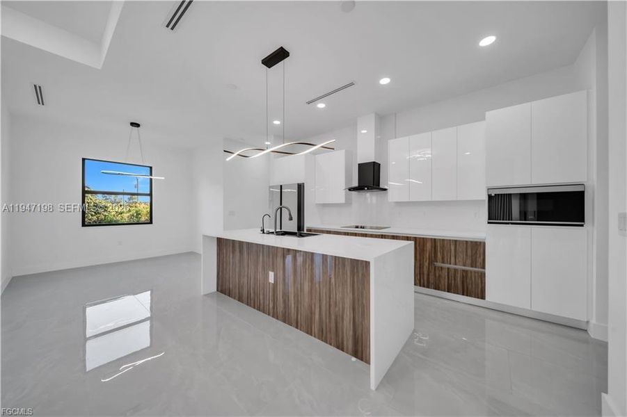 Furnished interior view inside a new home in , Lehigh Acres (Image 5).