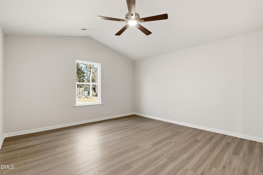 16-202 Streamlet Dr-16