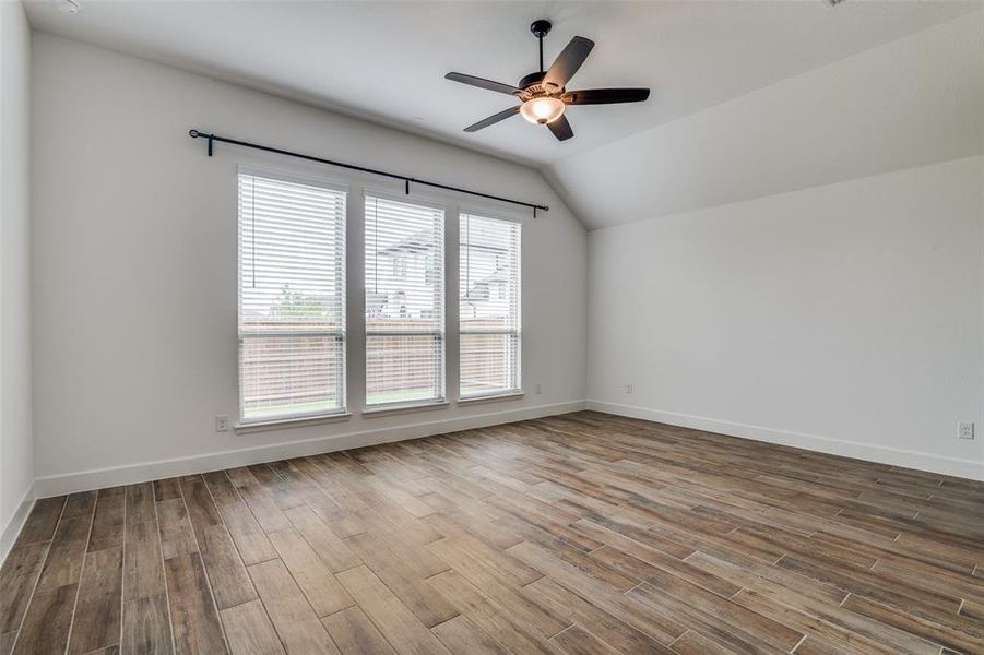 Spacious, unfurnished interior of a new home in Devonshire - Reserve 50', Forney (Image 14). Spacious, unfurnished interior of a new home in Devonshire - Reserve 50', Forney (Image 14).