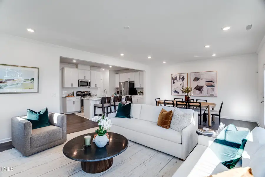 SUN_ElizabethSprings_Pic_202ShingleOak_1