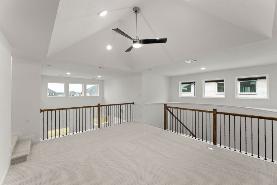 Spacious, unfurnished interior of a new home in Creekview Meadows, Pilot Point (Image 18).