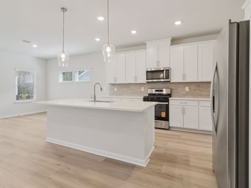 Furnished interior view inside a new home in Ivey Township, Dallas (Image 7).
