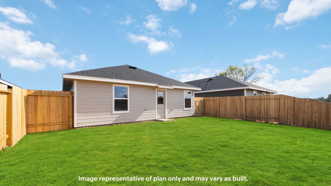 Representative exterior details of a home built from the Buck by D.R. Horton in Deer Meadows, Odessa (Image 3).