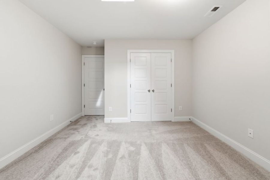 Spacious, unfurnished interior of a new home in Weybridge, Burlington (Image 57). Spacious, unfurnished interior of a new home in Weybridge, Burlington (Image 57).
