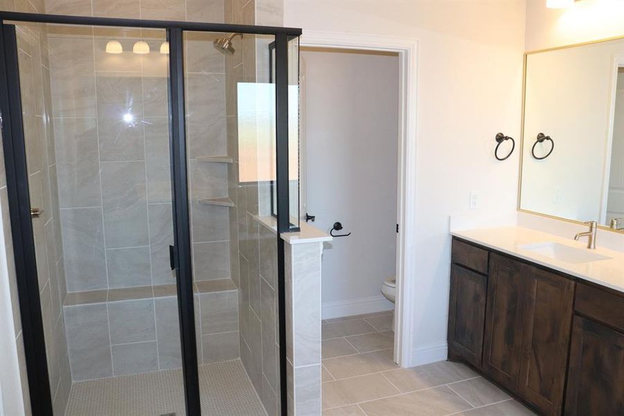 Furnished interior view inside a new home in Bull Hide Estates, Hewitt (Image 6). Furnished interior view inside a new home in Bull Hide Estates, Hewitt (Image 6).