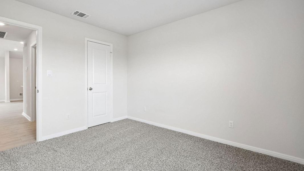 Spacious, unfurnished interior of a new home in Thunder Rock, Marble Falls (Image 31). Spacious, unfurnished interior of a new home in Thunder Rock, Marble Falls (Image 31).