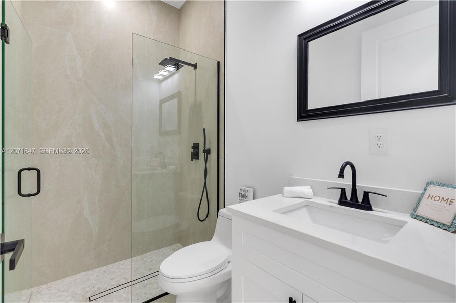 Furnished interior view inside a new home in , Lehigh Acres (Image 9).