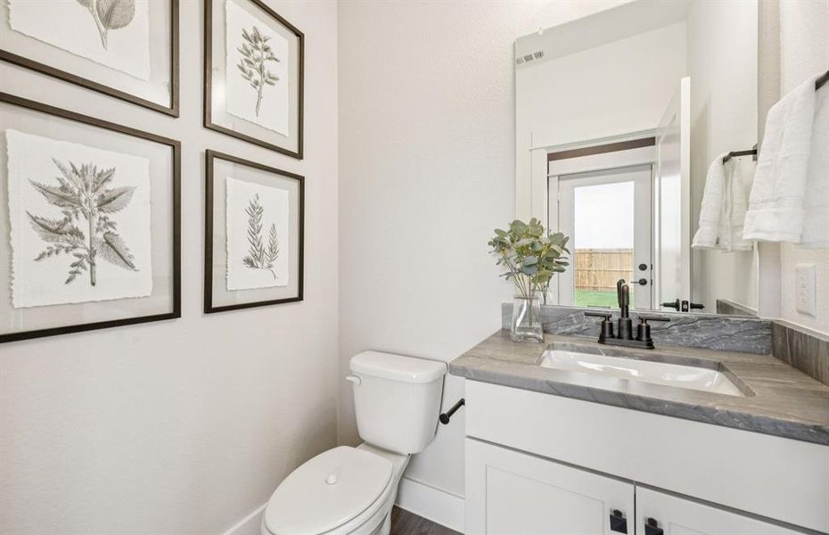 Powder bath off gathering room *model representation