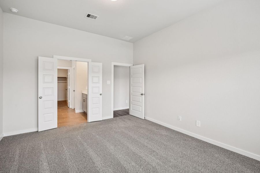 Photo is not of the actual home but is an inspirational photo of builder’s model home and may depict options, furnishings, and/or decorator features that are not included. Photo is not of the actual home but is an inspirational photo of builder’s model home and may depict options, furnishings, and/or decorator features that are not included.