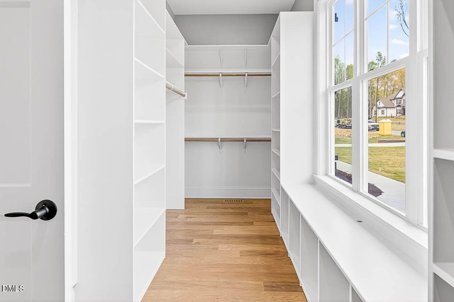 1616 River Bend Ln interior-48