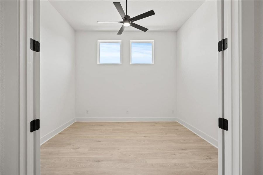Spacious, unfurnished interior of a new home in Sweetwater, Austin (Image 36).
