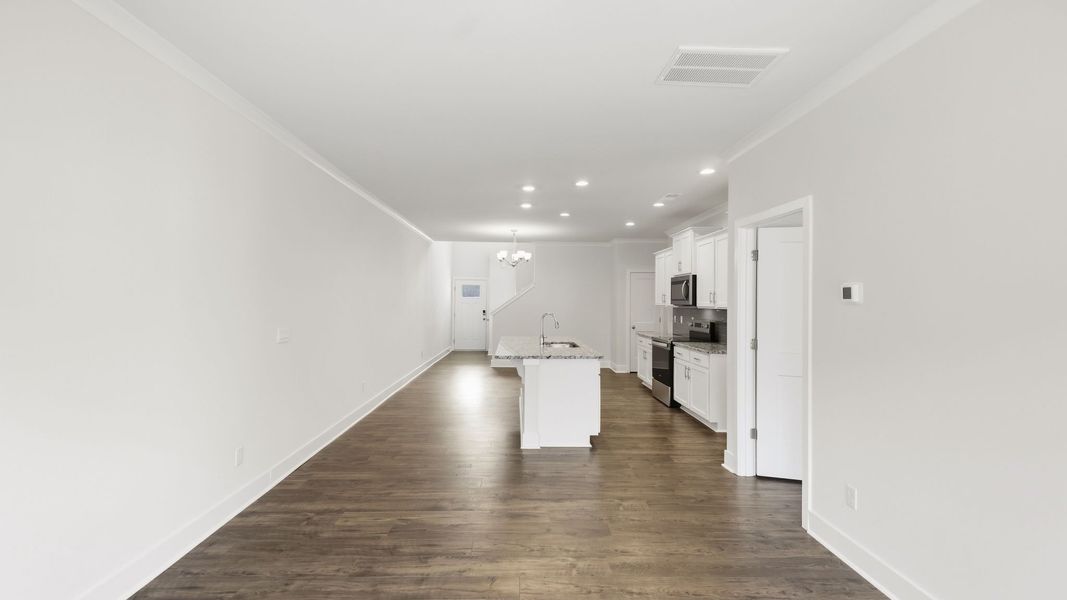 Spacious, unfurnished interior of a new home in Pleasant Grove, Weaverville (Image 11).
