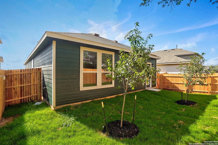 Exterior details and patio area of a home in Fairway Crossing 40s, San Antonio (Image 20). Exterior details and patio area of a home in Fairway Crossing 40s, San Antonio (Image 20).