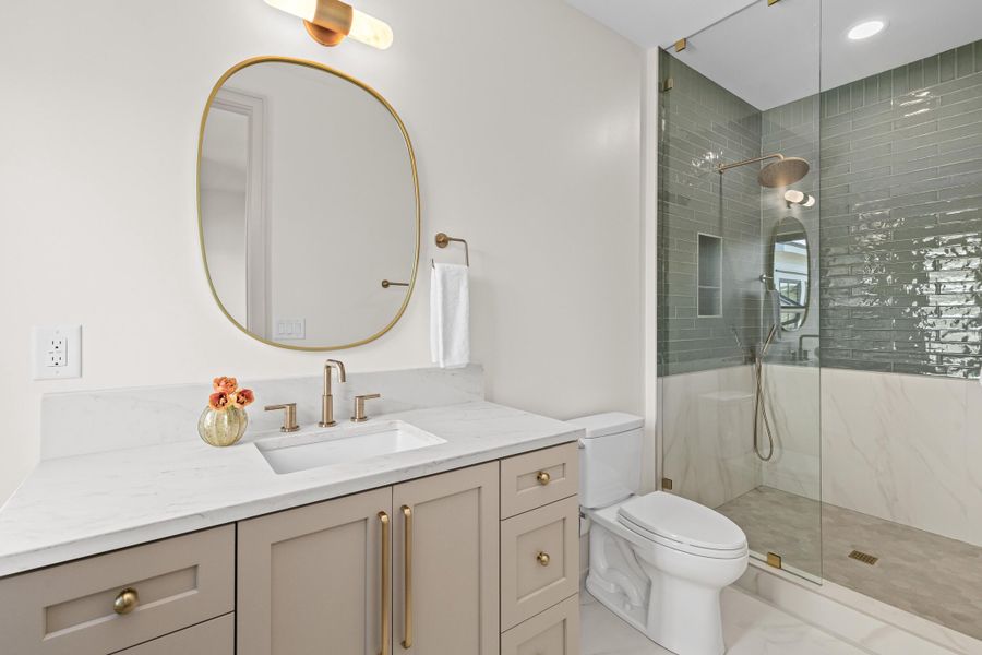 Furnished interior view inside a new home in , Charleston (Image 62).