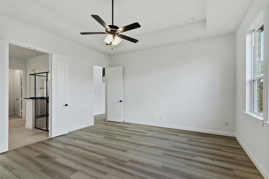 Spacious, unfurnished interior of a new home in Brookewater, Rosenberg (Image 21).