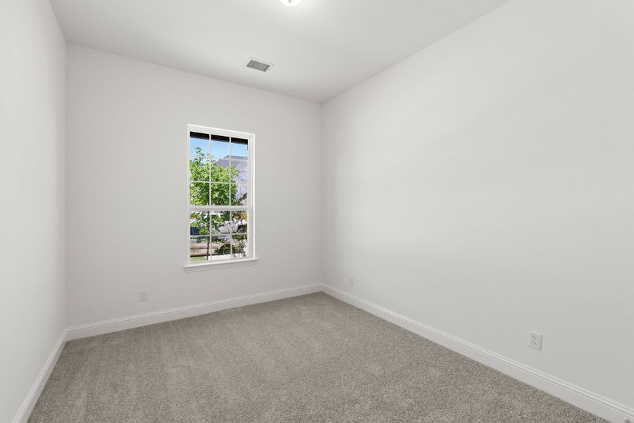 Representative unfurnished interior of a home built from the Burnet by UnionMain Homes in Elevon, Lavon (Image 23). Representative unfurnished interior of a home built from the Burnet by UnionMain Homes in Elevon, Lavon (Image 23).