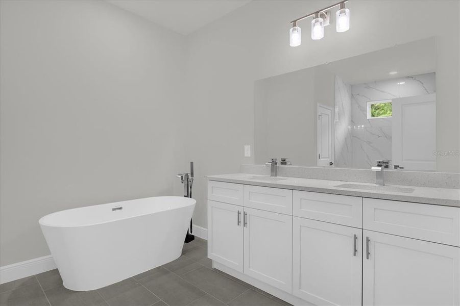 Furnished interior view inside a new home in , Dunnellon (Image 12).