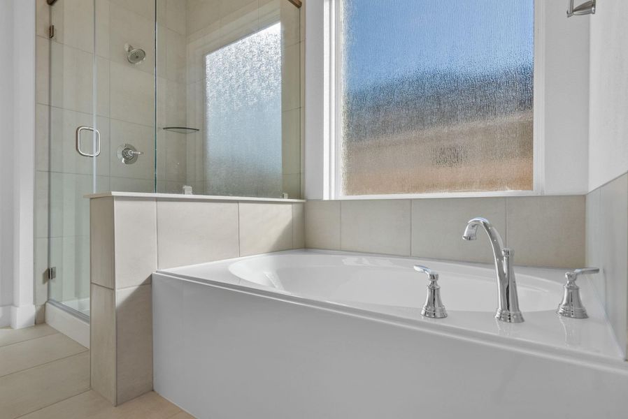 Close-up of interior finishes inside a home in Attwater, Waller (Image 12).
