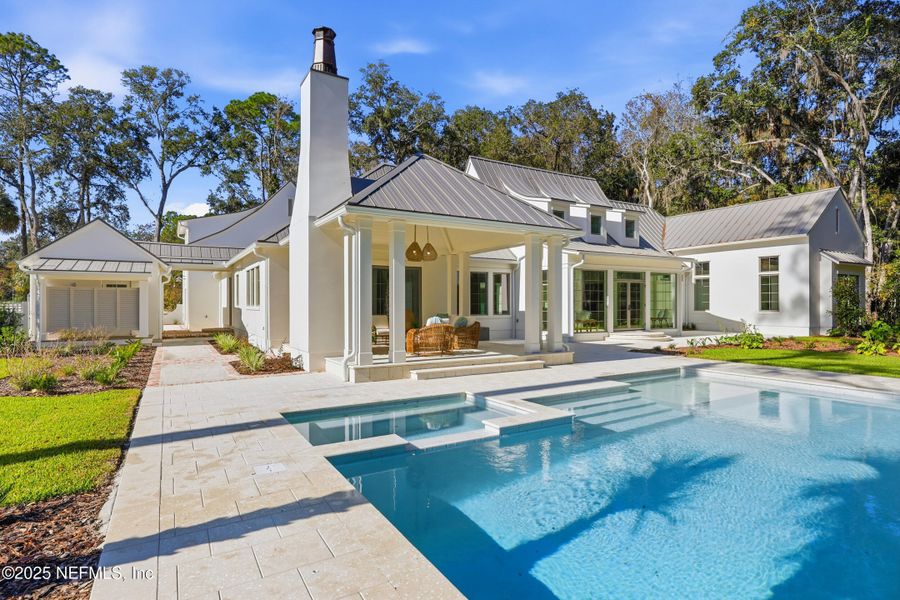Exterior details and patio area of a home in , Ponte Vedra (Image 37).