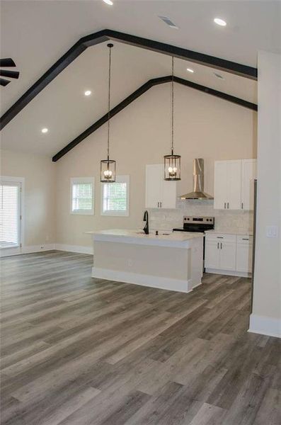 Spacious, unfurnished interior of a new home in , Mansfield (Image 38).