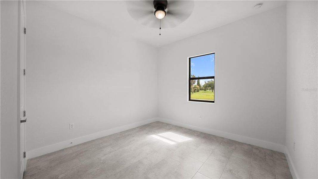 Spacious, unfurnished interior of a new home in , Rotonda West (Image 26).