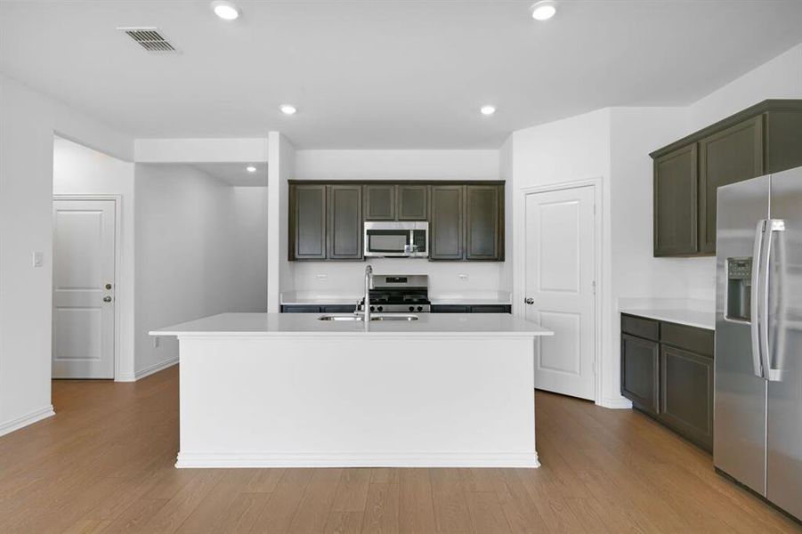 Furnished interior view inside a new home in River Ridge, Crandall (Image 14). Furnished interior view inside a new home in River Ridge, Crandall (Image 14).