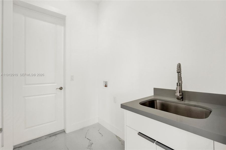 Close-up of interior finishes inside a home in , Lehigh Acres (Image 8).