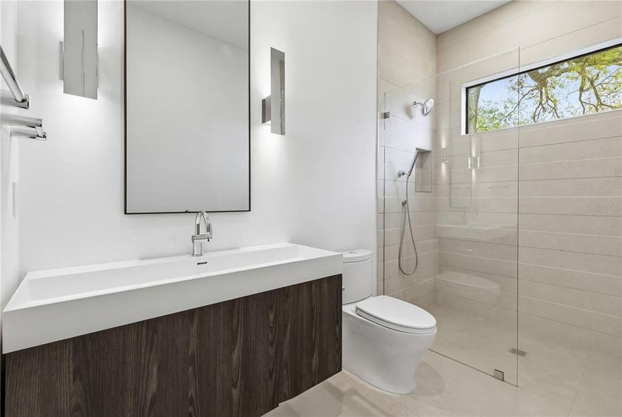 Furnished interior view inside a new home in , Tampa (Image 34).