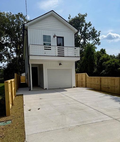 Front exterior of a new home in , North Charleston, SC, highlighting curb appeal (Image 19).