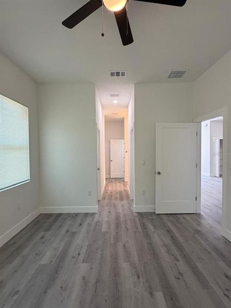 Spacious, unfurnished interior of a new home in , Rotonda West (Image 19).