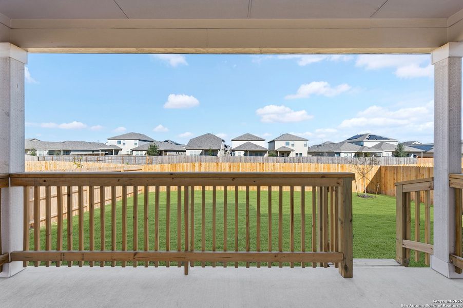 Exterior details and patio area of a home in Winding Brook, San Antonio (Image 21).