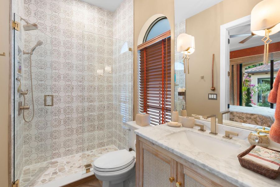 32-web-or-mls-2500 NE 14th St, Fort Laud