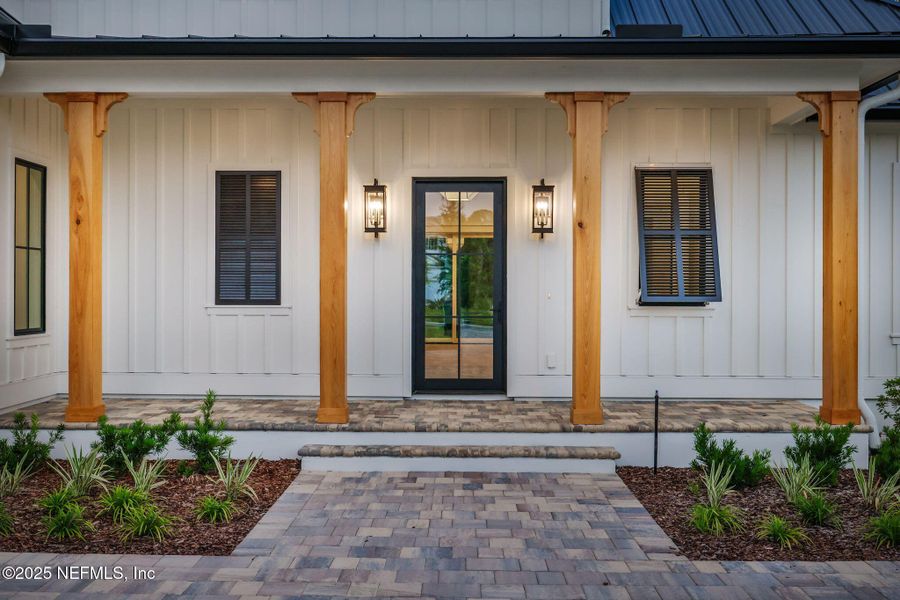 Exterior details and patio area of a home in , Ponte Vedra (Image 4).
