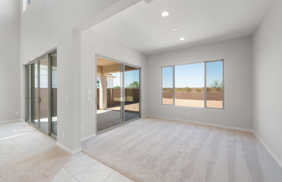 Spacious, unfurnished interior of a new home in Legado West, Queen Creek (Image 19).