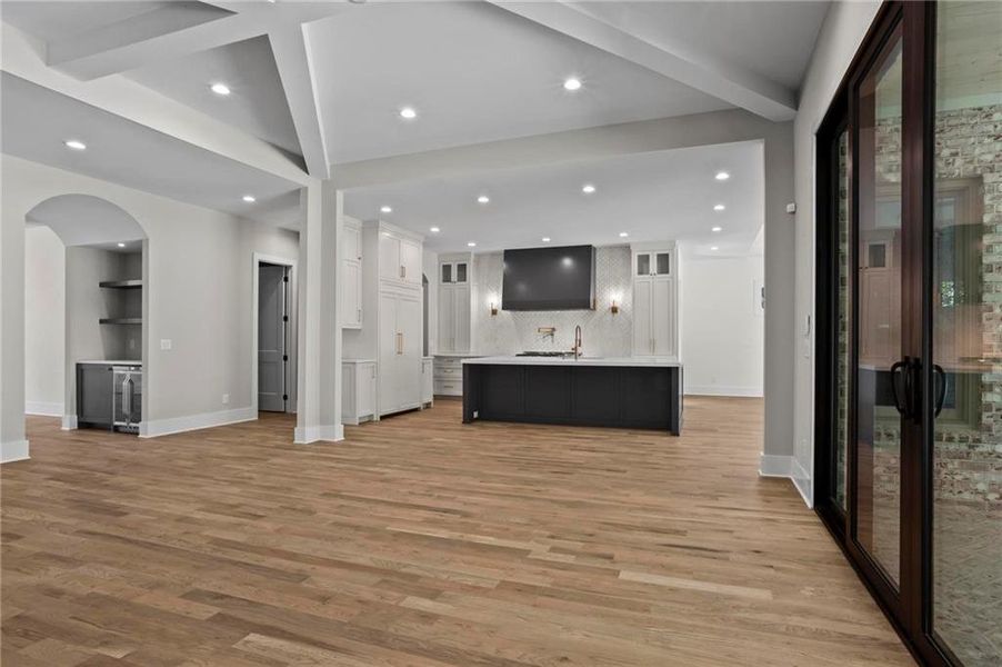 Spacious, unfurnished interior of a new home in , Atlanta (Image 25).