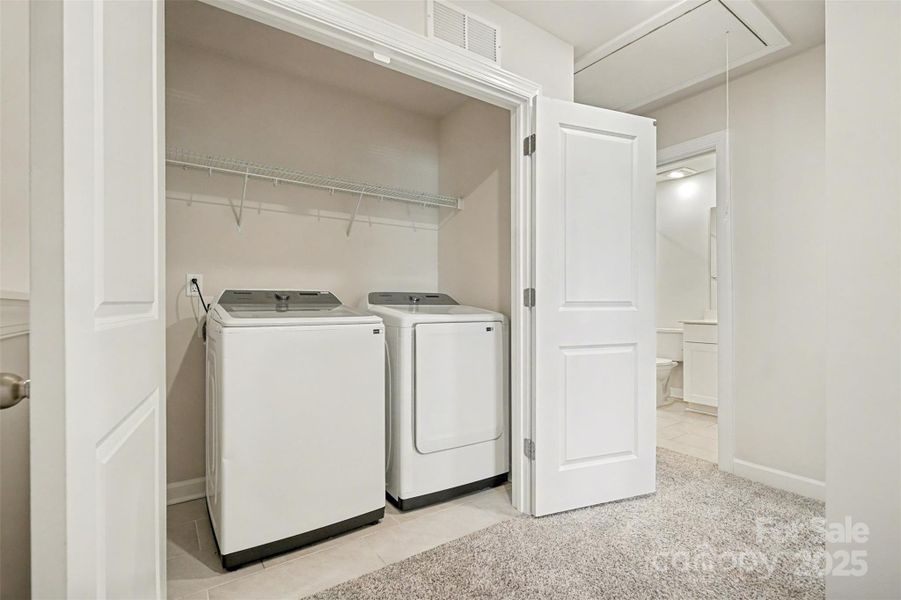 Furnished interior view inside a new home in , Kannapolis (Image 7).