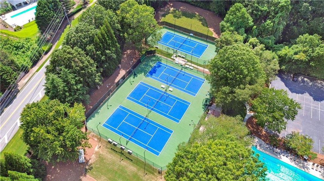 Image 47 of a home in .