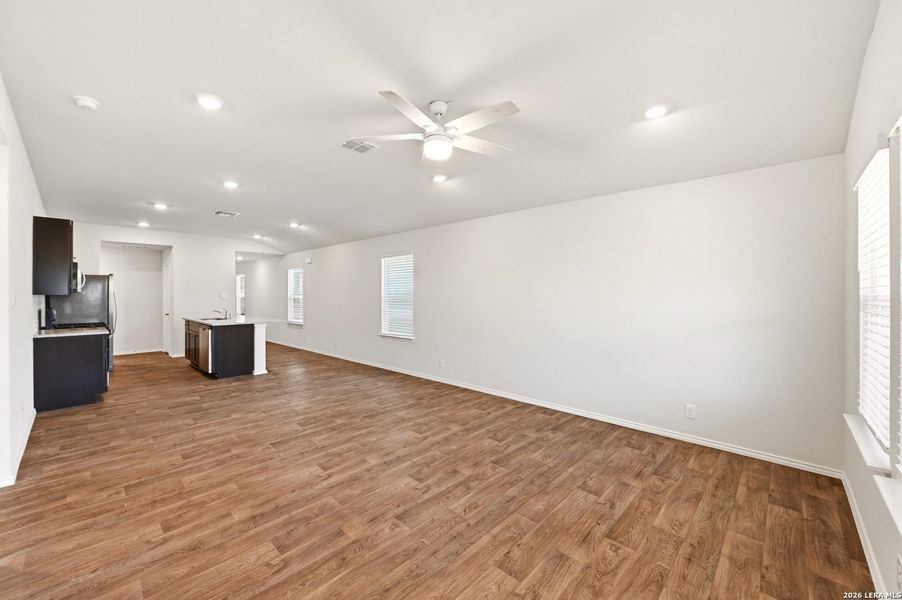 Spacious, unfurnished interior of a new home in Avenida, Converse (Image 34). Spacious, unfurnished interior of a new home in Avenida, Converse (Image 34).