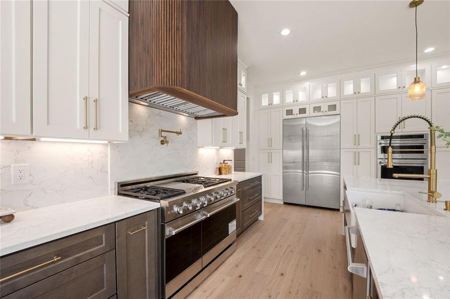 Furnished interior view inside a new home in , Lawrenceville (Image 45).