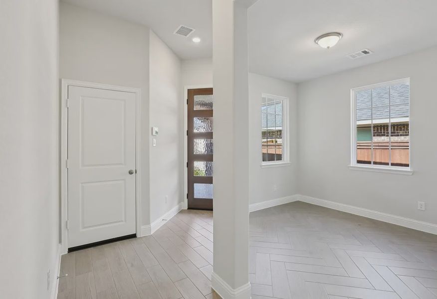 Homesite 1104 Entry - 3 of 16