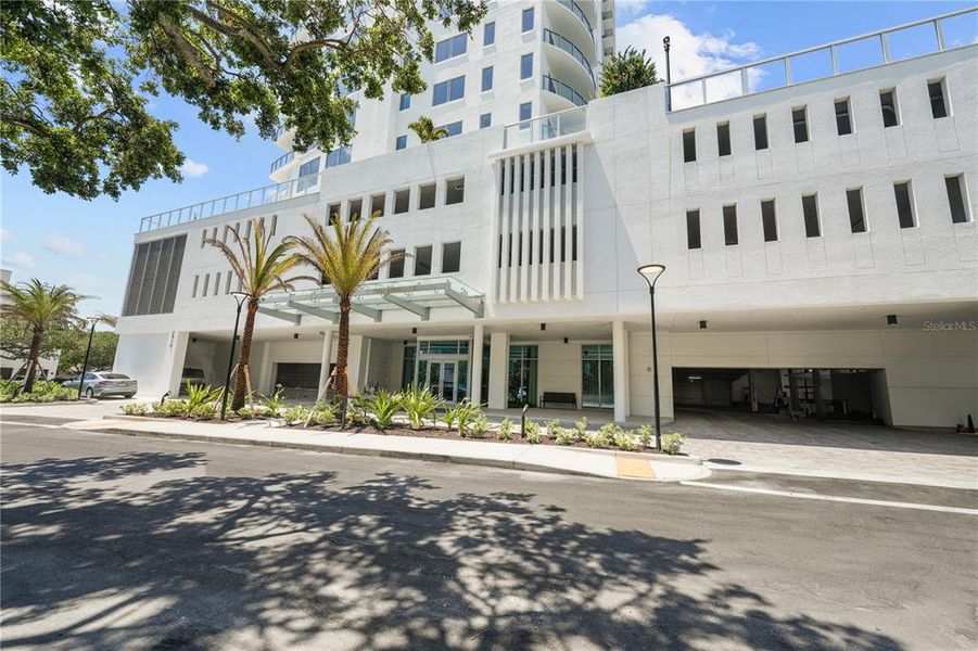 Image 47 of a home in .