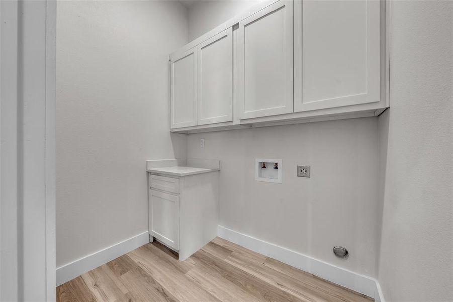 Spacious, unfurnished interior of a new home in , Rio Vista (Image 12).