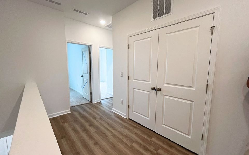 Spacious, unfurnished interior of a new home in Wendell Falls, Wendell (Image 10).