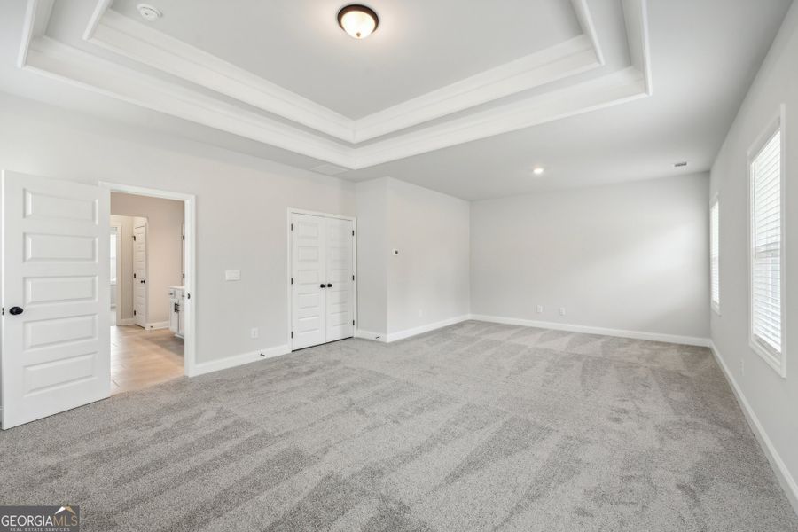Spacious, unfurnished interior of a new home in Ponderosa Farms Manor, Gainesville (Image 84). Spacious, unfurnished interior of a new home in Ponderosa Farms Manor, Gainesville (Image 84).
