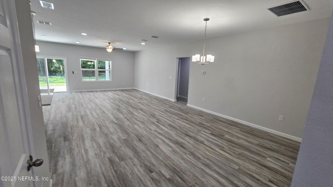 Image 50 of a home in .