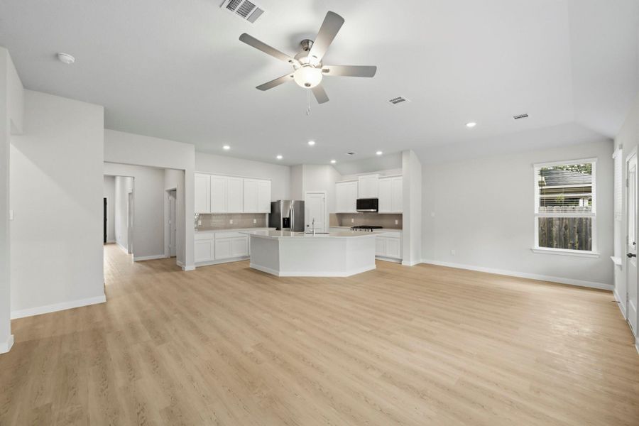 Spacious, unfurnished interior of a new home in Audubon, Magnolia (Image 23). Spacious, unfurnished interior of a new home in Audubon, Magnolia (Image 23).