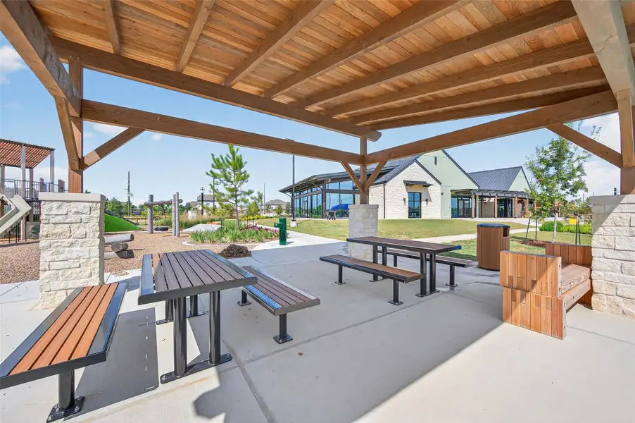 Community amenities in Cypress Green, Hockley (Image 42).