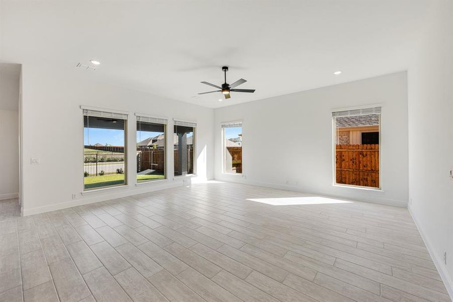 Spacious, unfurnished interior of a new home in Timberbrook 3B-4A, Justin (Image 13).