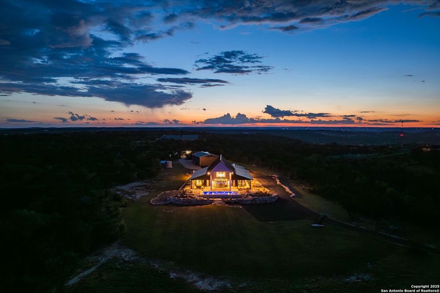 Image 48 of a home in .